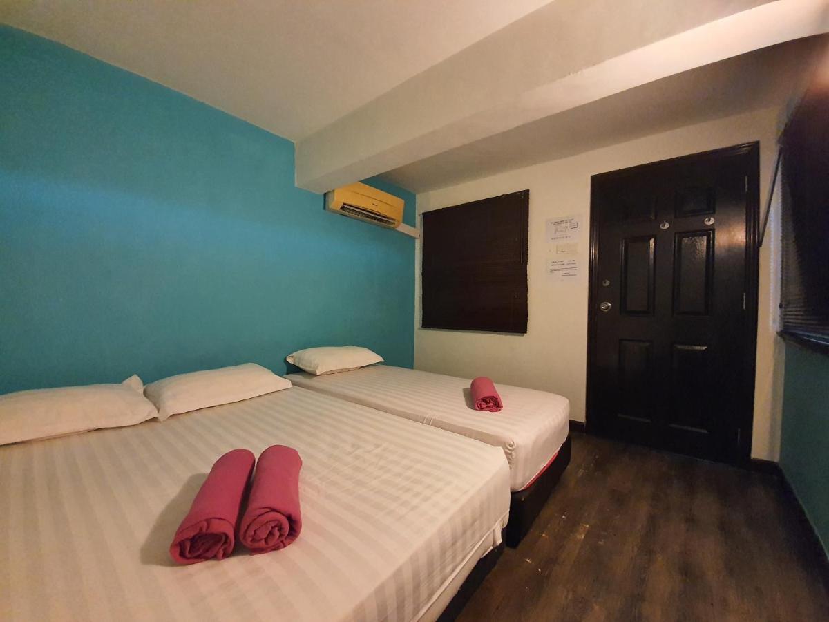 Travel Hub Guesthouse Kuala Lumpur Bagian luar foto